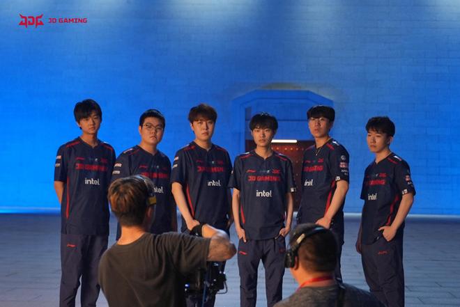 决的防守见 决的防守见