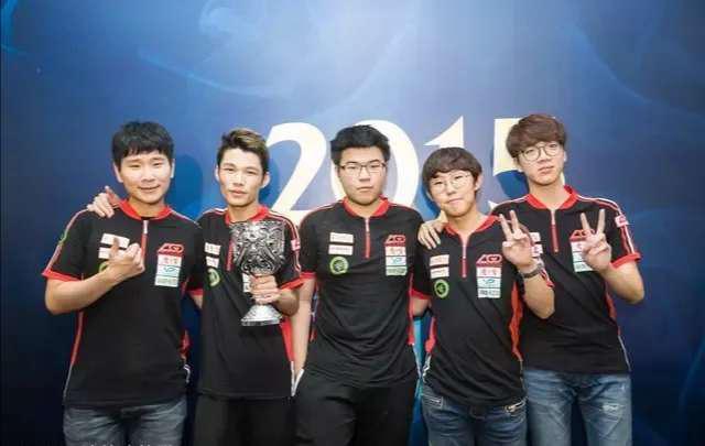 的角度看 的角度看